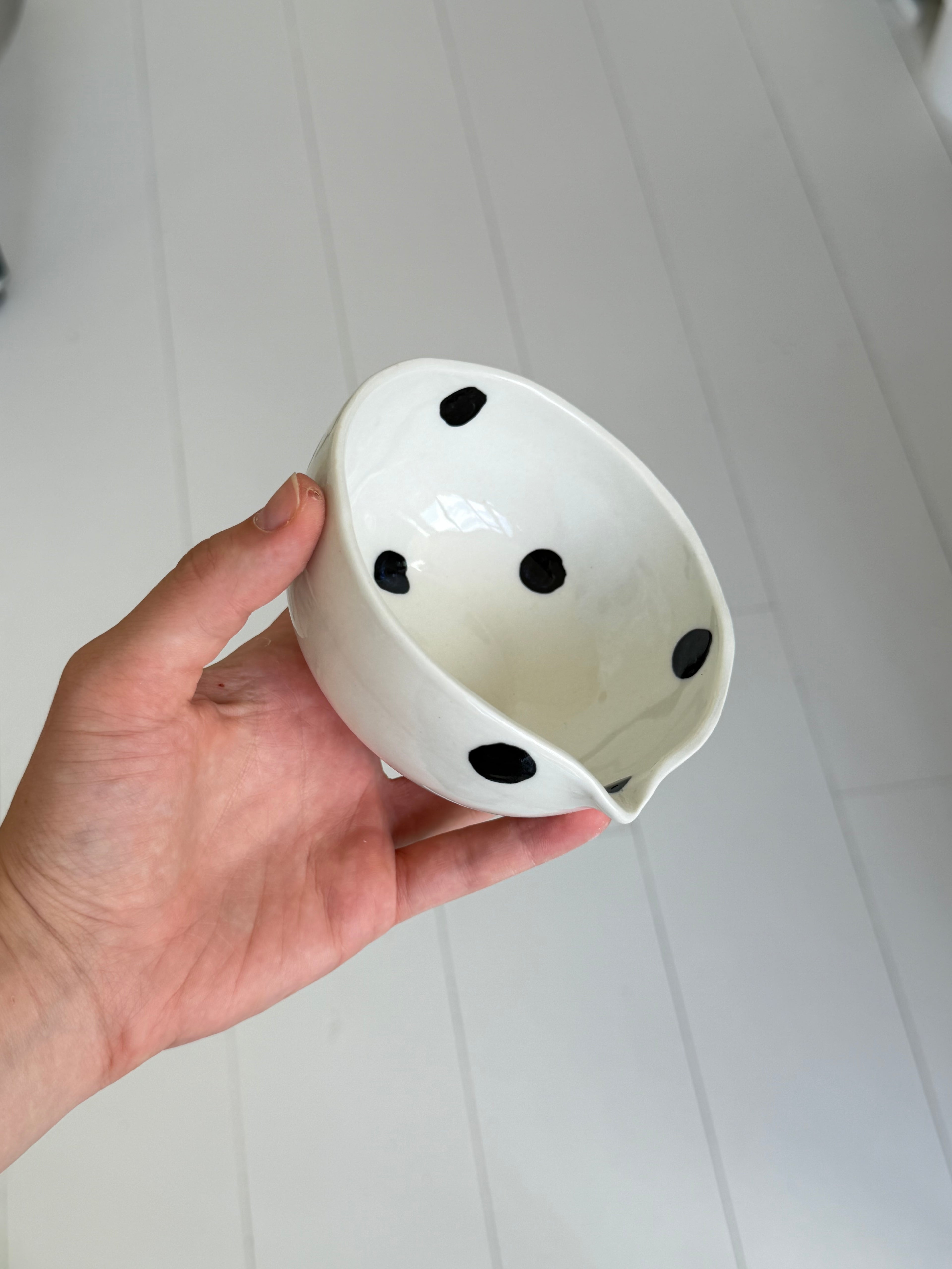 Dotty matcha bowl - second sale
